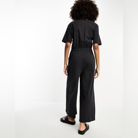ASOS DESIGN jersey button front chuck on jumpsuit in washed black - Picture 4 of 7
